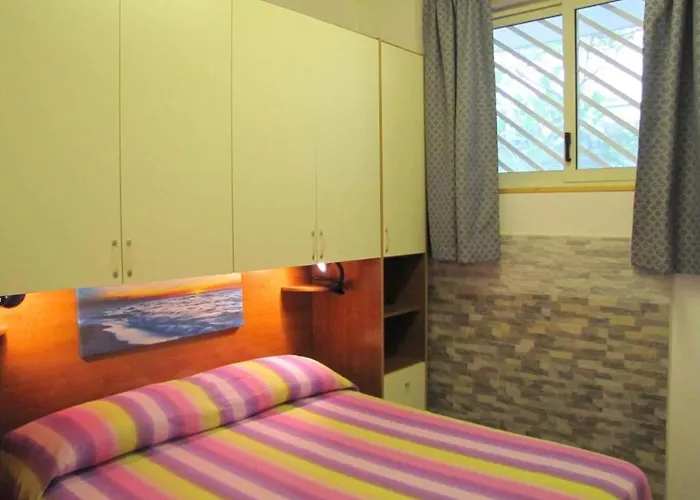 Residenza Europa 4 Posti Letto Baia By Nonsolomare Vacanze Srlu Daire